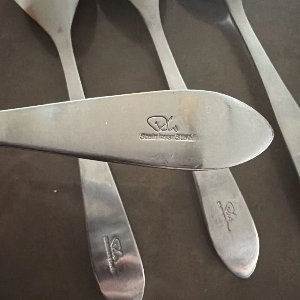 Robert Welch MERIDIAN SATIN Set of 4 Soup Spoons 8 1/8